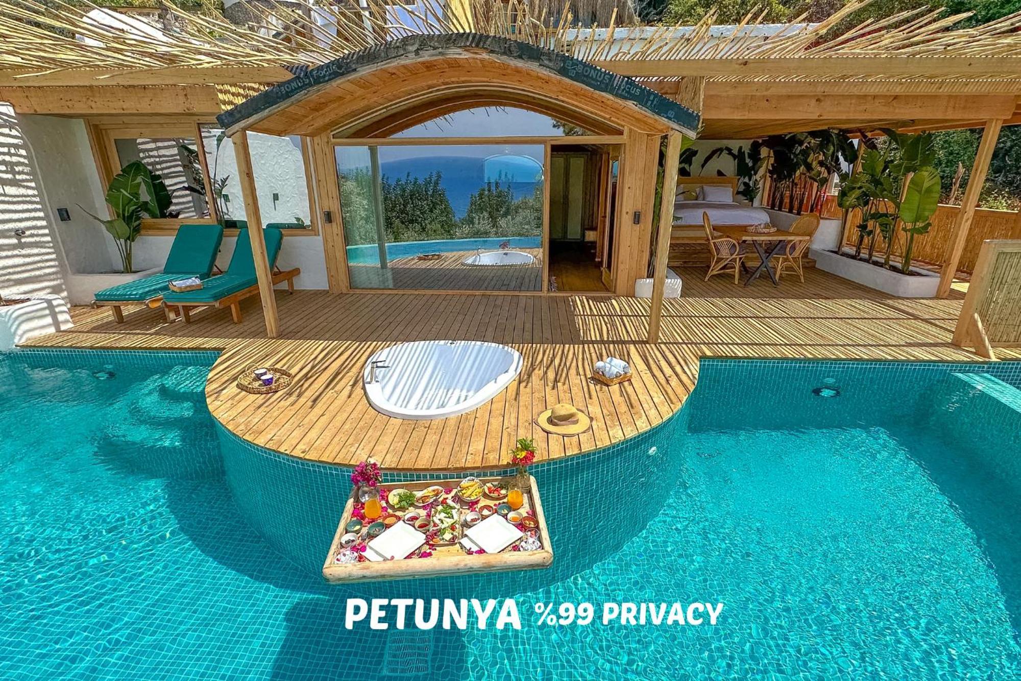 Seaview Faralya Hotel Екстериор снимка